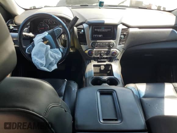 2019 Chevrolet Suburban LT с VIN 1GNSCHKC5KR159981, выставлен на аукционе Copart как лот 65760625 с пробегом 145 936 миль миль и Списание • Salvage title. История ставок и продаж доступна на DreamBid. Изображение 8.