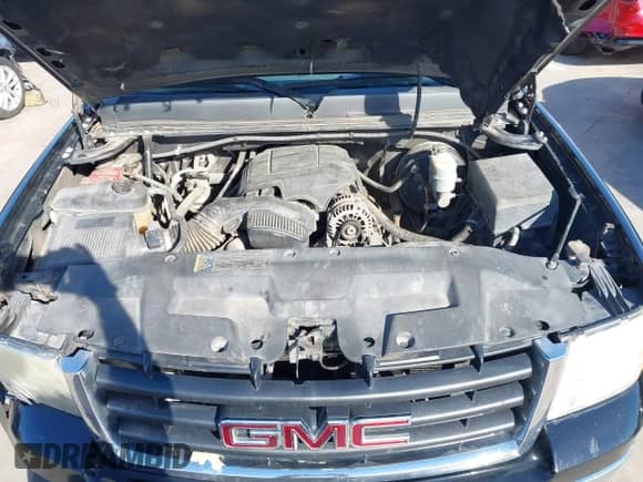 2010 GMC Sierra 1500 SLE with VIN 1GTSCVE04AZ268455, listed as a IAAI auction lot 41005184 with 303,161 mi miles and . Bid and sale history available at DreamBid. Image 10.