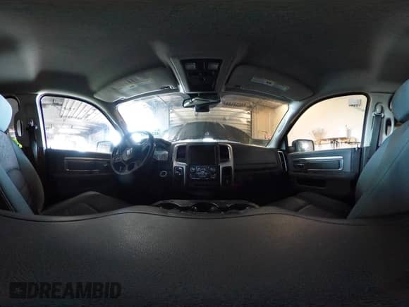 2014 Ram 1500 Big Horn z VIN 1C6RR7LG0ES250145, wystawiony jako IAAI lot #42243822 z przebiegiem 159 893 mil mil oraz . Historia ofert i sprzedaży dostępna na DreamBid. Obrazek 17.