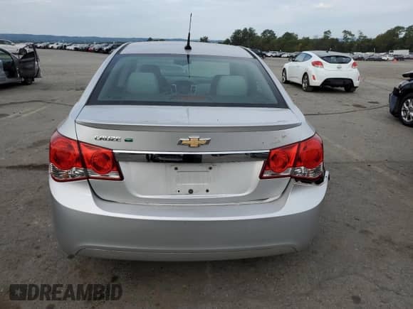 2013 Chevrolet Cruze ECO с VIN 1G1PJ5SB7D7309266, выставлен на аукционе Copart как лот 80113515 с пробегом 179 858 миль миль и Списание • Salvage title. История ставок и продаж доступна на DreamBid. Изображение 6.