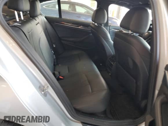 2017 BMW 5 Series 530i с VIN WBAJA5C3XHG894089, выставлен на аукционе Copart как лот 71890445 с пробегом 111 283 миль миль и Списание • Salvage title. История ставок и продаж доступна на DreamBid. Изображение 10.