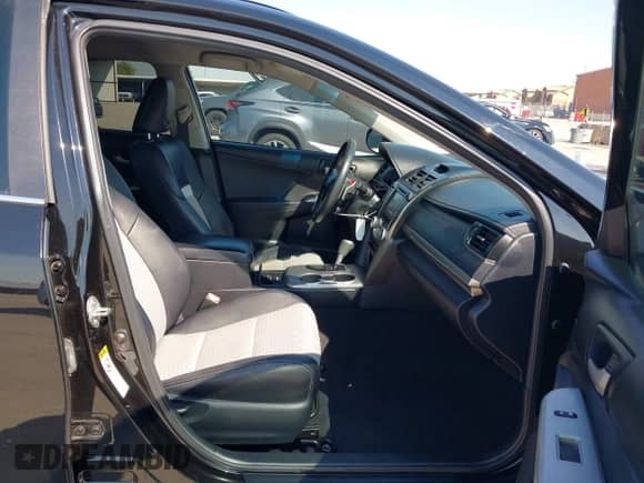 2013 Toyota Camry L с VIN 4T1BF1FK8DU641302, выставлен на аукционе IAAI как лот 43193288 с пробегом 147 126 миль миль и . История ставок и продаж доступна на DreamBid. Изображение 5.