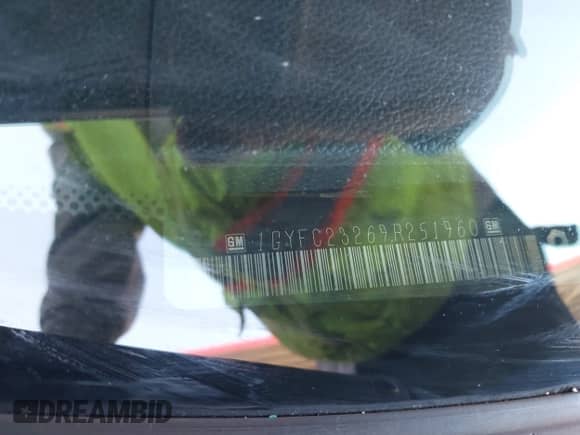 2009 Cadillac Escalade z VIN 1GYFC23269R251960, wystawiony jako IAAI lot #41993963 z przebiegiem 164 055 mil mil oraz . Historia ofert i sprzedaży dostępna na DreamBid. Obrazek 9.