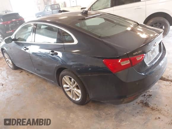 2016 Chevrolet Malibu LT z VIN 1G1ZE5ST1GF272120, wystawiony jako IAAI lot #43440432 z przebiegiem 78 987 mil mil oraz . Historia ofert i sprzedaży dostępna na DreamBid. Obrazek 3.