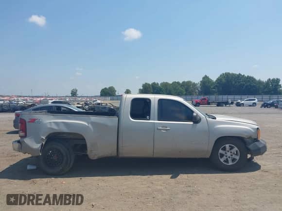 2008 GMC Sierra 1500 SLT with VIN 1GTEK19J48Z170516, listed as a IAAI auction lot 42999593 with 219,814 mi miles and . Bid and sale history available at DreamBid. Image 13.