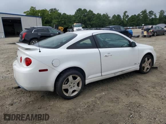 2007 Chevrolet Cobalt SS z VIN 1G1AM15B677345293, wystawiony jako Copart lot #69310615 z przebiegiem 256 050 mil mil oraz Szkoda całkowita • Salvage title. Historia ofert i sprzedaży dostępna na DreamBid. Obrazek 3.