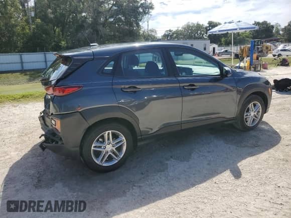 2021 Hyundai Kona SE с VIN KM8K12AA8MU610098, выставлен на аукционе Copart как лот 81662955 с пробегом 17 694 миль миль и Списание • Salvage title. История ставок и продаж доступна на DreamBid. Изображение 3.
