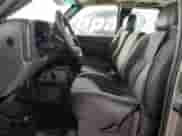 2004 Chevrolet Silverado 1500 LS с VIN 2GCEK19V241125810, выставлен на аукционе Copart как лот 84248435 с пробегом Не указан миль и Чистый • Clean title. История ставок и продаж доступна на DreamBid. Изображение 7.