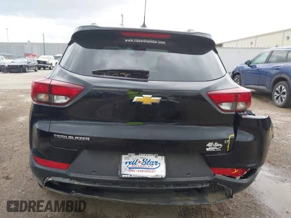 2025 Chevrolet TrailBlazer LT with VIN KL79MPSL0SB095627, listed as a IAAI auction lot 42183606 with 2,380 mi miles and . Bid and sale history available at DreamBid. Image 16.