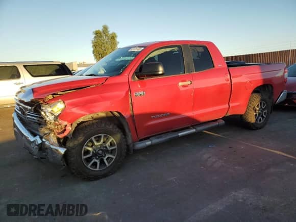 2016 Toyota Tundra SR5 с VIN 5TFUW5F14GX571537, выставлен на аукционе Copart как лот 82139135 с пробегом 103 385 миль миль и Списание • Salvage title. История ставок и продаж доступна на DreamBid. Изображение 1.