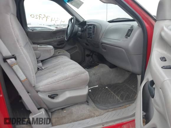 1997 Ford F-150 XL с VIN 1FTDX1868VKA31178, выставлен на аукционе IAAI как лот 43475720 с пробегом 97 635 миль миль и . История ставок и продаж доступна на DreamBid. Изображение 5.