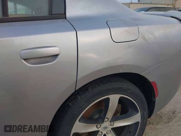 2017 Dodge Charger SE with VIN 2C3CDXBG1HH618783, listed as a IAAI auction lot 43525281 with 107,125 mi miles and . Bid and sale history available at DreamBid. Image 18.