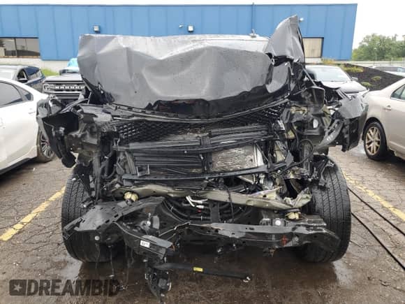 2024 Cadillac Escalade ESV 4WD Sport с VIN 1GYS4PKL2RR202208, выставлен на аукционе Copart как лот 67775535 с пробегом Не указан миль и На запчасти • Non repairable. История ставок и продаж доступна на DreamBid. Изображение 5.