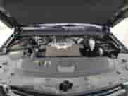 2015 Cadillac Escalade Platinum z VIN 1GYS4PKJ9FR641285, wystawiony jako Copart lot #58336925 z przebiegiem 91 365 mil mil oraz Czysty tytuł • Clean title. Historia ofert i sprzedaży dostępna na DreamBid. Obrazek 12.