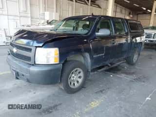 2007 Chevrolet Silverado 1500 1LT z VIN 2GCEC13C071596797, wystawiony jako IAAI lot #43273072 z przebiegiem 213 634 mil mil oraz . Historia ofert i sprzedaży dostępna na DreamBid. Obrazek 2.