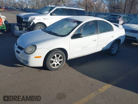 2004 Dodge Neon SXT z VIN 1B3ES56C34D502063, wystawiony jako IAAI lot #41666931 z przebiegiem 227 531 mil mil oraz . Historia ofert i sprzedaży dostępna na DreamBid. Obrazek 2.