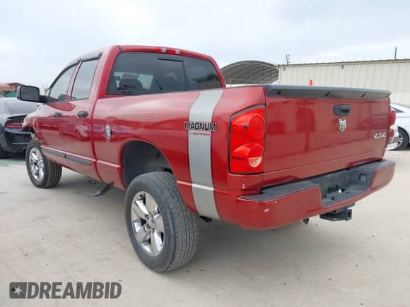 2007 Dodge 1500 SLT with VIN 1D7HU18P97S181800, listed as a IAAI auction lot 42135549 with 170,661 mi miles and . Bid and sale history available at DreamBid. Image 3.