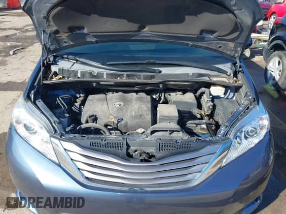 2017 Toyota Sienna XLE Auto Access Seat с VIN 5TDYZ3DCXHS814910, выставлен на аукционе IAAI как лот 41700845 с пробегом 110 701 миль миль и . История ставок и продаж доступна на DreamBid. Изображение 10.