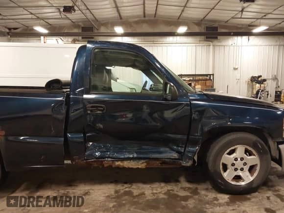 2007 GMC Sierra 1500 Work Truck с VIN 3GTEC14X57G225420, выставлен на аукционе IAAI как лот 42628210 с пробегом 171 649 миль миль и . История ставок и продаж доступна на DreamBid. Изображение 6.