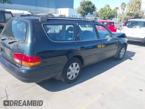 1993 Toyota Camry с VIN 4T1VK12W1PU103465, выставлен на аукционе IAAI как лот 43450714 с пробегом 385 276 миль миль и . История ставок и продаж доступна на DreamBid. Изображение 4.