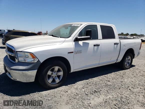 2015 Ram 1500 Tradesman z VIN 1C6RR6KMXFS624134, wystawiony jako Copart lot #65571285 z przebiegiem 213 586 mil mil oraz Szkoda całkowita • Salvage title. Historia ofert i sprzedaży dostępna na DreamBid. Obrazek 1.