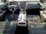 2018 Nissan Murano SV z VIN 5N1AZ2MG3JN148625, wystawiony jako Copart lot #80377075 z przebiegiem 60 823 mil mil oraz Szkoda całkowita • Salvage title. Historia ofert i sprzedaży dostępna na DreamBid. Obrazek 8.