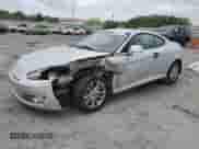 2008 Hyundai Tiburon GS с VIN KMHHM66DX8U288114, выставлен на аукционе Copart как лот 51866995 с пробегом Не указан миль и Списание • Salvage title. История ставок и продаж доступна на DreamBid. Изображение 1.