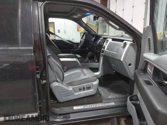 2011 Ford F-150 Lariat с VIN 1FTFW1CT7BFB38106, выставлен на аукционе IAAI как лот 43444415 с пробегом 248 862 миль миль и . История ставок и продаж доступна на DreamBid. Изображение 5.