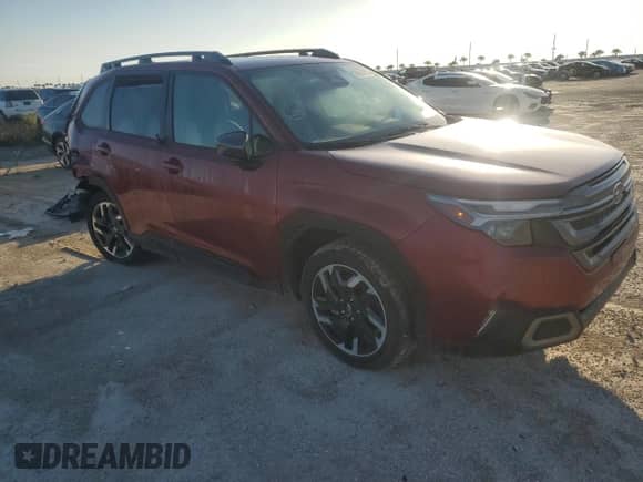 2025 Subaru Forester Limited z VIN JF2SLDRC5SH489571, wystawiony jako Copart lot #56258755 z przebiegiem 226 mil mil oraz Szkoda całkowita • Salvage title. Historia ofert i sprzedaży dostępna na DreamBid. Obrazek 4.