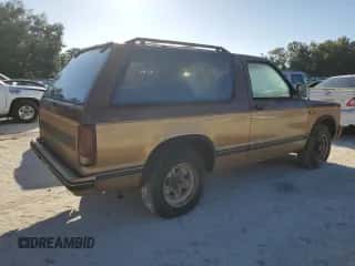 1988 Chevrolet Blazer с VIN 1GNCS18R1J0106286, выставлен на аукционе Copart как лот 76802554 с пробегом 190 360 миль миль и Списание • Salvage title. История ставок и продаж доступна на DreamBid. Изображение 3.
