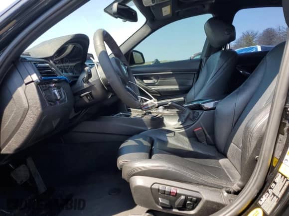 2013 BMW 3 Series 335i xDrive z VIN WBA3B9G52DNR89647, wystawiony jako Copart lot #54180315 z przebiegiem 184 216 mil mil oraz Czysty tytuł • Clean title. Historia ofert i sprzedaży dostępna na DreamBid. Obrazek 7.