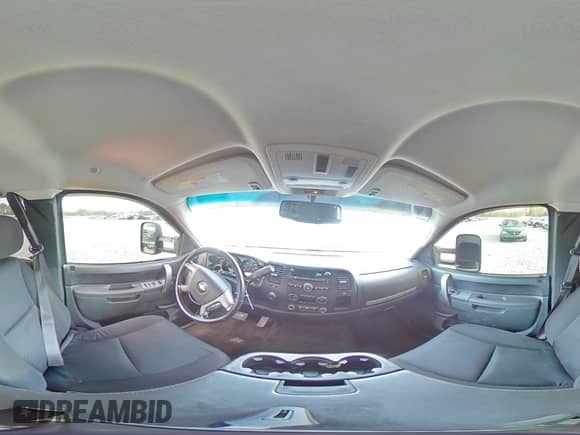 2011 Chevrolet Silverado 3500HD DRW LT с VIN 1GC5K0C8XBZ225333, выставлен на аукционе Copart как лот 66772405 с пробегом 161 171 миль миль и Списание • Salvage title. История ставок и продаж доступна на DreamBid. Изображение 15.