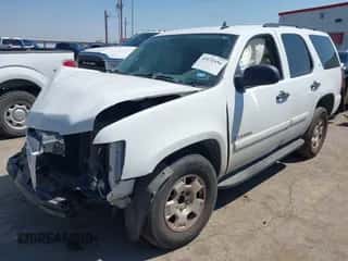 2009 Chevrolet Tahoe LS z VIN 1GNFC13C99R206852, wystawiony jako IAAI lot #43133456 z przebiegiem 171 316 mil mil oraz . Historia ofert i sprzedaży dostępna na DreamBid. Obrazek 2.