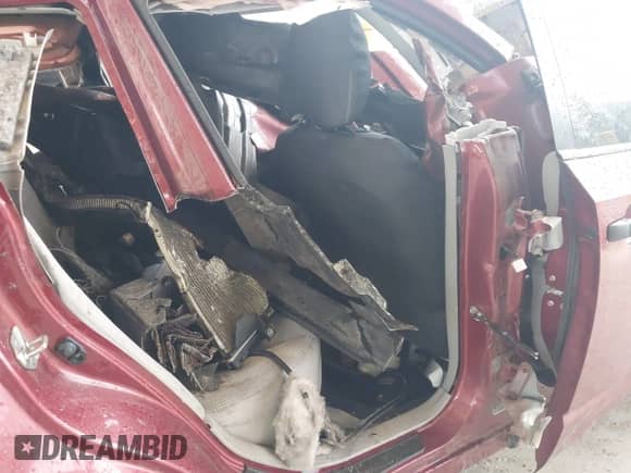 2013 Subaru Forester X z VIN JF2SHABC8DH404977, wystawiony jako IAAI lot #43315218 z przebiegiem Nie podano mil oraz . Historia ofert i sprzedaży dostępna na DreamBid. Obrazek 8.