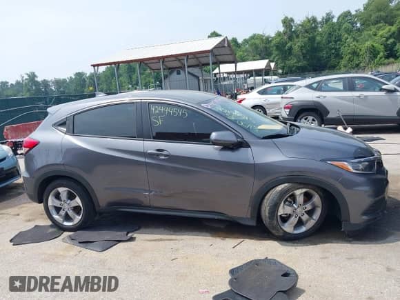 2022 Honda HR-V LX z VIN 3CZRU6H34NM754420, wystawiony jako IAAI lot #42494545 z przebiegiem 26 363 mil mil oraz . Historia ofert i sprzedaży dostępna na DreamBid. Obrazek 12.