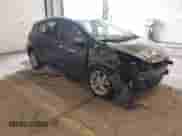 2015 Toyota Prius One z VIN JTDKDTB3XF1106075, wystawiony jako IAAI lot #41851234 z przebiegiem 80 517 mil mil oraz . Historia ofert i sprzedaży dostępna na DreamBid. Obrazek 1.