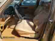 1983 Mercedes-Benz 300 SD с VIN WDBCB20A4DB051053, выставлен на аукционе Copart как лот 50746135 с пробегом 192 014 миль миль и Чистый • Clean title. История ставок и продаж доступна на DreamBid. Изображение 7.