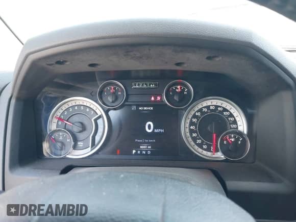 2016 Ram 1500 Outdoorsman z VIN 1C6RR7LGXGS421888, wystawiony jako IAAI lot #41776909 z przebiegiem 90 451 mil mil oraz . Historia ofert i sprzedaży dostępna na DreamBid. Obrazek 7.