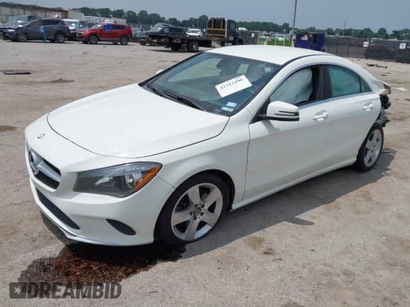 2017 Mercedes-Benz CLA 250 с VIN WDDSJ4EB7HN455004, выставлен на аукционе IAAI как лот 42312496 с пробегом 186 324 миль миль и . История ставок и продаж доступна на DreamBid. Изображение 2.