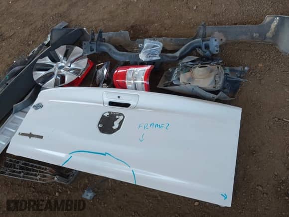 2021 Ram 1500 Lone Star z VIN 1C6RREFT4MN609345, wystawiony jako IAAI lot #42737182 z przebiegiem 109 604 mil mil oraz . Historia ofert i sprzedaży dostępna na DreamBid. Obrazek 12.