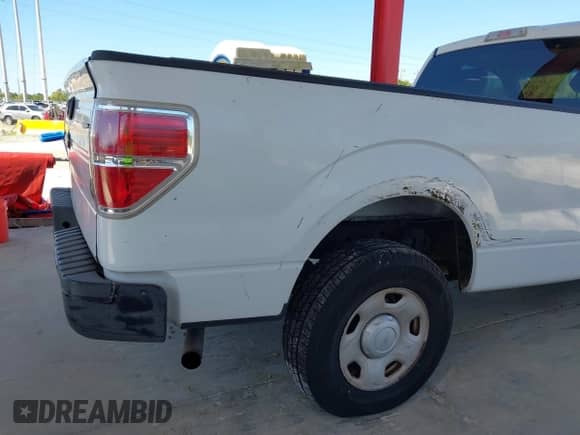2009 Ford F-150 XL with VIN 1FTRF12WX9KA27138, listed as a IAAI auction lot 43436194 with 182,834 mi miles and . Bid and sale history available at DreamBid. Image 6.
