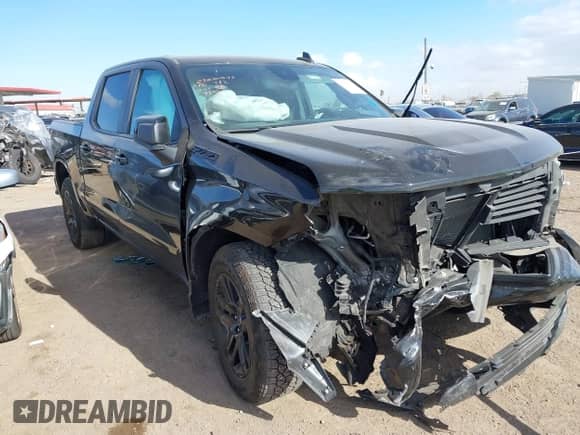 2023 Chevrolet Silverado 1500 RST with VIN 2GCUDEED9P1139850, listed as a IAAI auction lot 41735915 with 25,229 mi miles and . Bid and sale history available at DreamBid. Image 1.