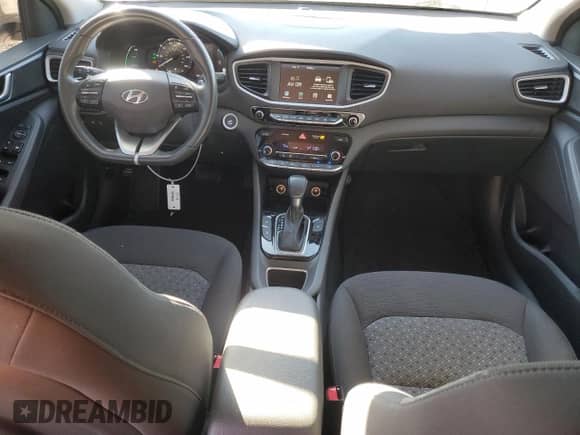 2019 Hyundai Ioniq с VIN KMHC65LD0KU156764, выставлен на аукционе Copart как лот 75603314 с пробегом 53 708 миль миль и Списание • Salvage title. История ставок и продаж доступна на DreamBid. Изображение 8.