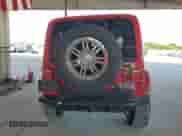2005 Jeep Wrangler X z VIN 1J4FA39S85P388732, wystawiony jako Copart lot #68840685 z przebiegiem 233 280 mil mil oraz Nie do naprawy • Non repairable. Historia ofert i sprzedaży dostępna na DreamBid. Obrazek 6.