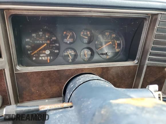 1985 Chevrolet El Camino с VIN 3GCCW80H1FS923489, выставлен на аукционе Copart как лот 78198354 с пробегом 76 530 миль миль и Списание • Salvage title. История ставок и продаж доступна на DreamBid. Изображение 9.