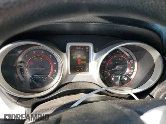 2015 Dodge Journey SXT z VIN 3C4PDCBB1FT582656, wystawiony jako Copart lot #44396145 z przebiegiem 159 451 mil mil oraz Szkoda całkowita • Salvage title. Historia ofert i sprzedaży dostępna na DreamBid. Obrazek 9.