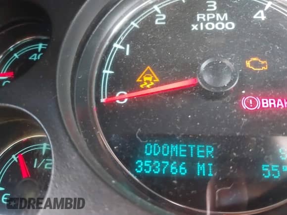 2009 Chevrolet Tahoe LTZ с VIN 1GNFC33J19R183206, выставлен на аукционе IAAI как лот 42445222 с пробегом 353 766 миль миль и . История ставок и продаж доступна на DreamBid. Изображение 15.