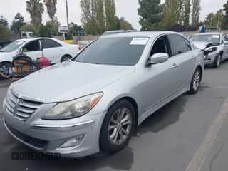 2012 Hyundai Genesis 3.8L с VIN KMHGC4DD7CU167801, выставлен на аукционе IAAI как лот 43511317 с пробегом 184 119 миль миль и . История ставок и продаж доступна на DreamBid. Изображение 2.