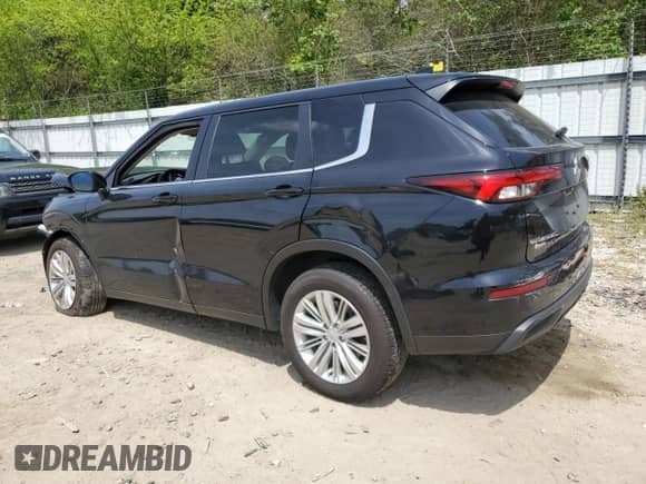 2024 Mitsubishi Outlander ES with VIN JA4J3UA84RZ083796, listed as a Copart auction lot 54502975 with 18,624 mi miles and Salvage title. Bid and sale history available at DreamBid. Image 2.