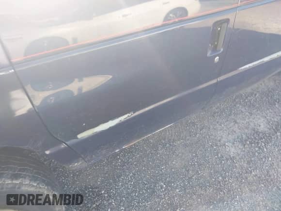 2010 Ford Econoline Cargo Commercial с VIN 1FTNE2EW2ADA72781, выставлен на аукционе IAAI как лот 42915643 с пробегом 120 606 миль миль и . История ставок и продаж доступна на DreamBid. Изображение 6.